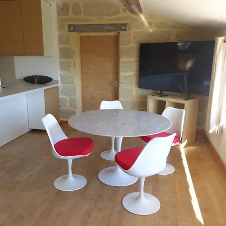 Des 2 Tilleuls De Charme Proche Uzes Apartamento Saint-Quentin-la-Poterie