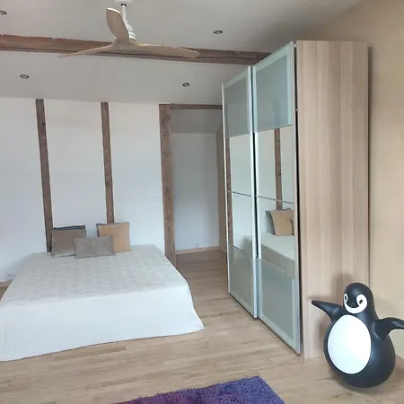 Apartamento Des 2 Tilleuls De Charme Proche Uzes *