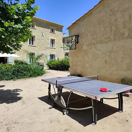 Des 2 Tilleuls De Charme Proche Uzes * Saint-Quentin-la-Poterie